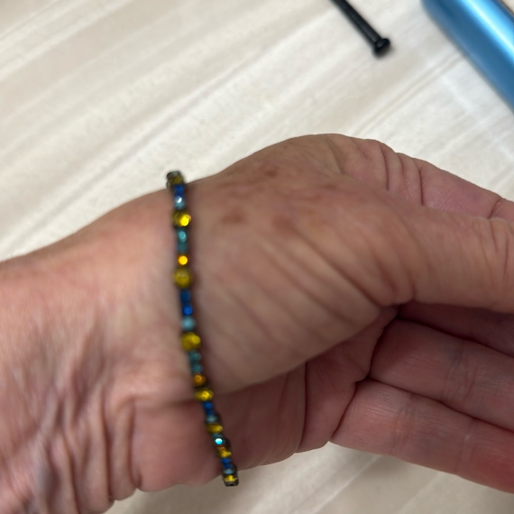 Sorrelli Gold and Blue Beaded Earrings and  Bracelet. No stones missing!
